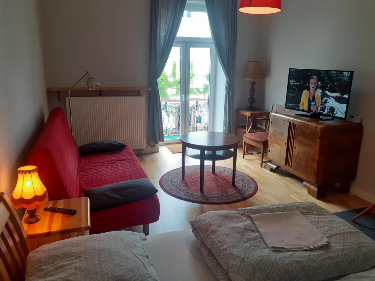 Apartament Cafe Belg Częstochowa Esterno foto