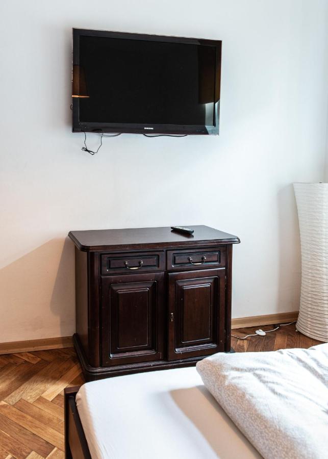 Apartament Cafe Belg Częstochowa Esterno foto