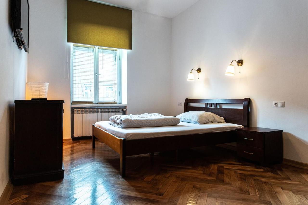 Apartament Cafe Belg Częstochowa Esterno foto